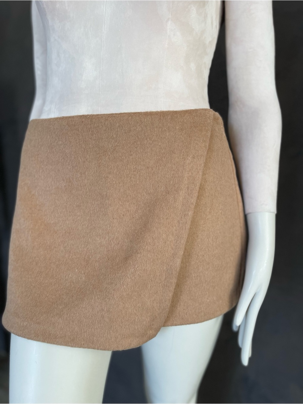 Abercrombie & Fitch Camel Wrap Front Mini Skort Size Large NWT